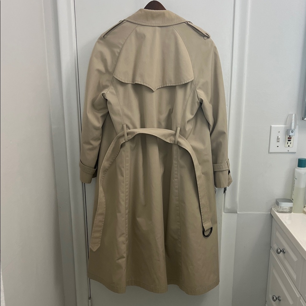 London Fog Classic Tan Trench Coat Size 10R - Picture 5 of 5